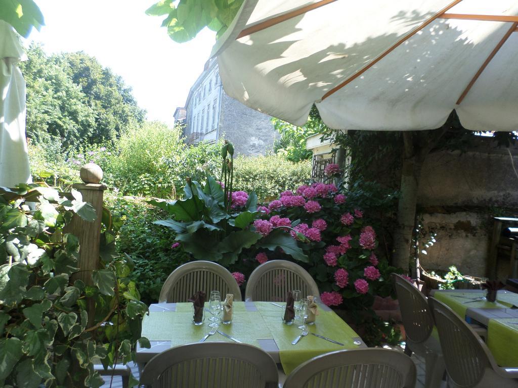 Appart'Hotel Les Tilleuls Saint-Macaire Стая снимка