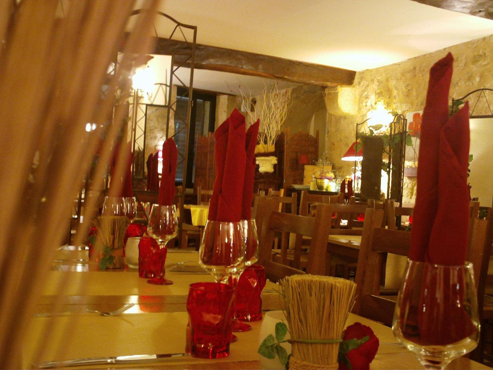 Appart'Hotel Les Tilleuls Saint-Macaire Екстериор снимка