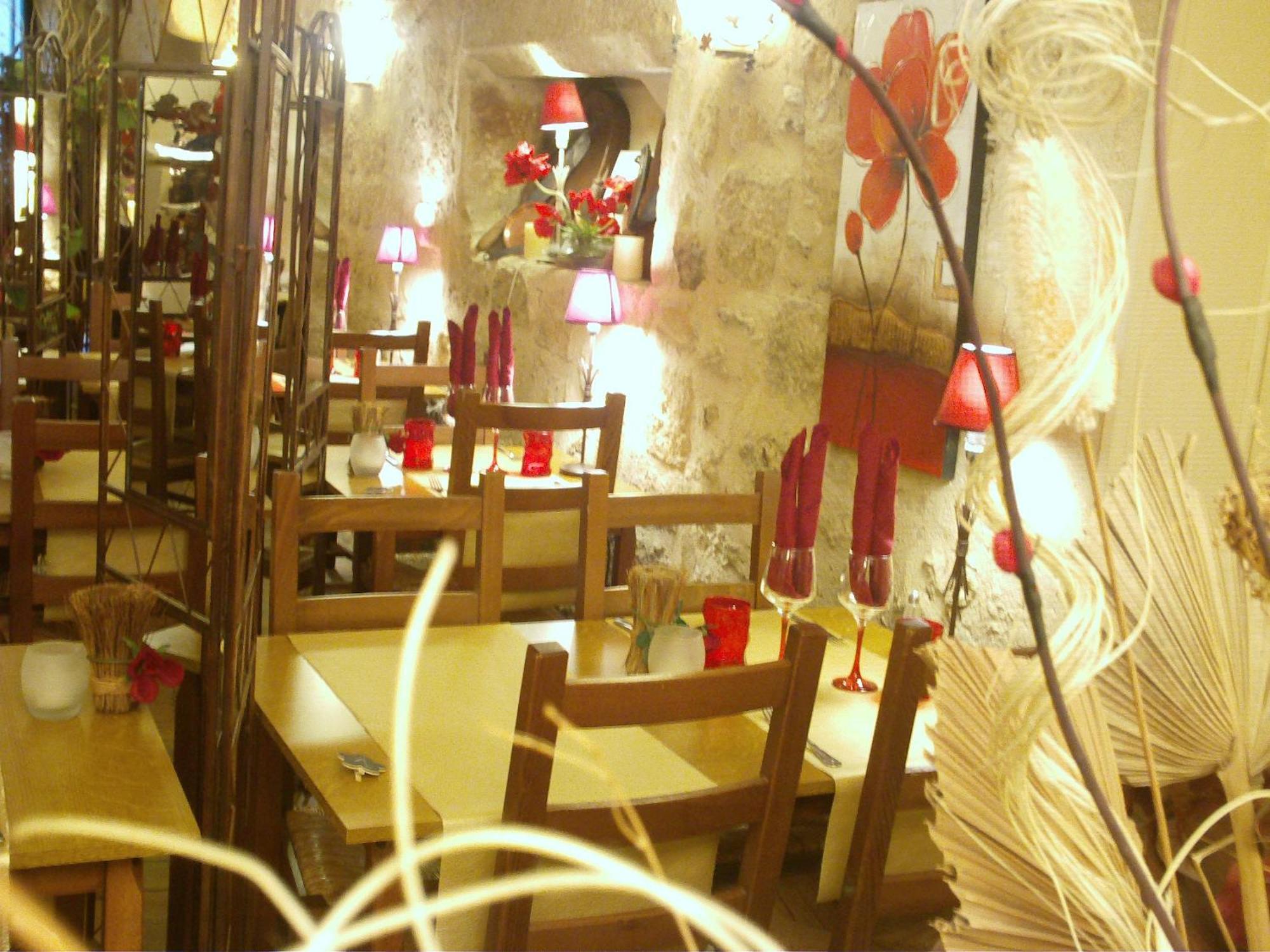 Appart'Hotel Les Tilleuls Saint-Macaire Екстериор снимка