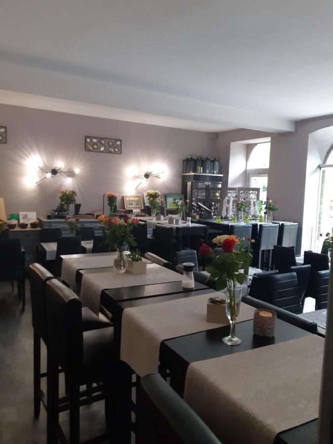 Appart'Hotel Les Tilleuls Saint-Macaire Екстериор снимка