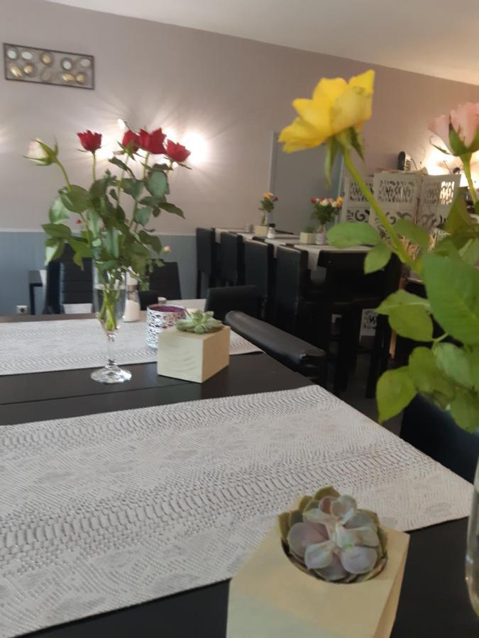 Appart'Hotel Les Tilleuls Saint-Macaire Екстериор снимка