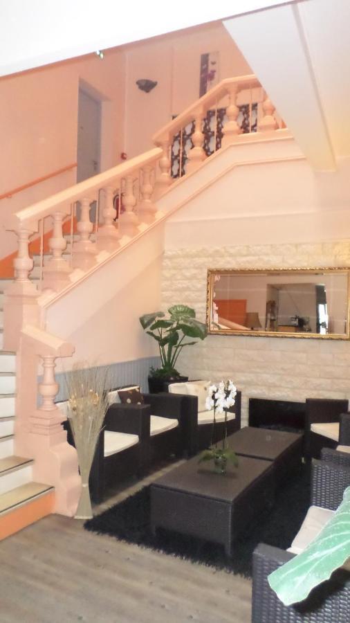 Appart'Hotel Les Tilleuls Saint-Macaire Екстериор снимка